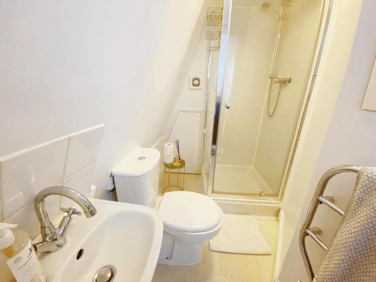 Unique, Exciting And Yours 2Rooms Trafalgar Square Londra Exterior foto